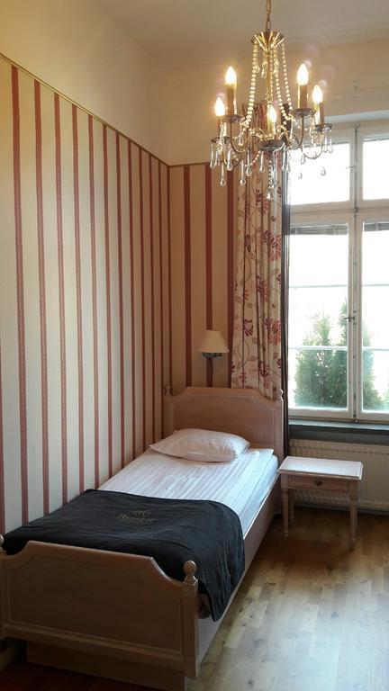 Skara Stadshotell Esterno foto